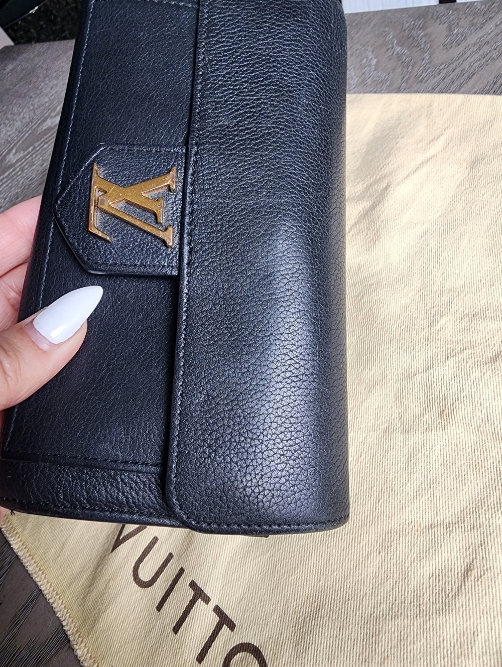 Authentic Louis Vuitton Black Leather Lockme Wallet - Picture 7 of 16
